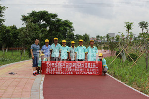 东莞市政道路生态园透水混凝土施工