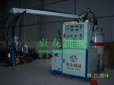 高回弹 两组份低压发泡机